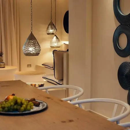 Yades Instyle Villa